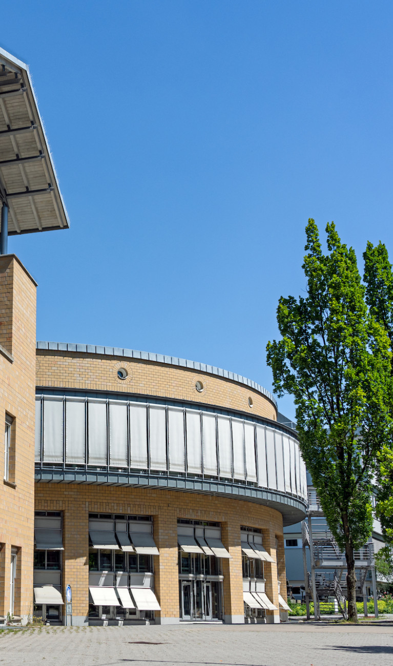 Campusgebäude von Außen
